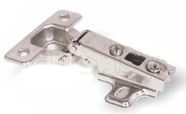 Закреплённая петля на мебели Петля, закреплённая на мебель |