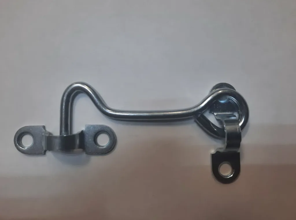 Крючок накидной 7.5 см