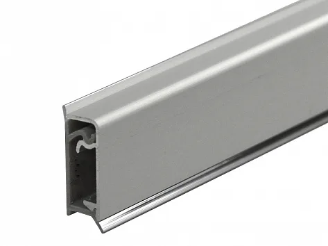 Плинтус алюминиевый КВАДРО 3 метра серебро