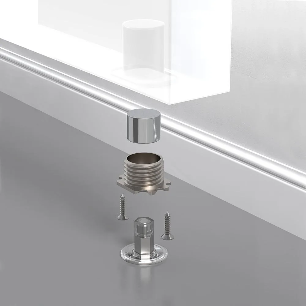 Магнитный упор в действии упор, установленный на деревянной двери|