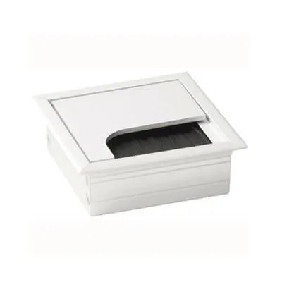 Пропуск для кабеля металл с ресничкой 80*80 ORDI алюминий изображение пропуска для кабеля;