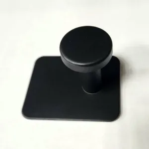 Крючок самоклеющийся 3-1 черный