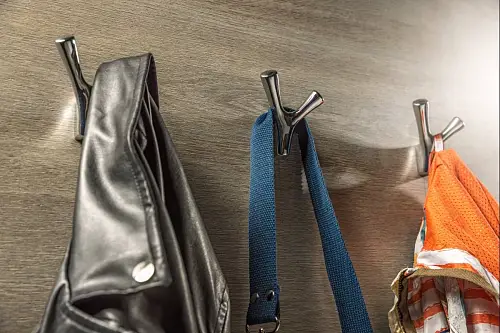 Процесс монтажа крючка на стену изображение монтажа крючка на стену|