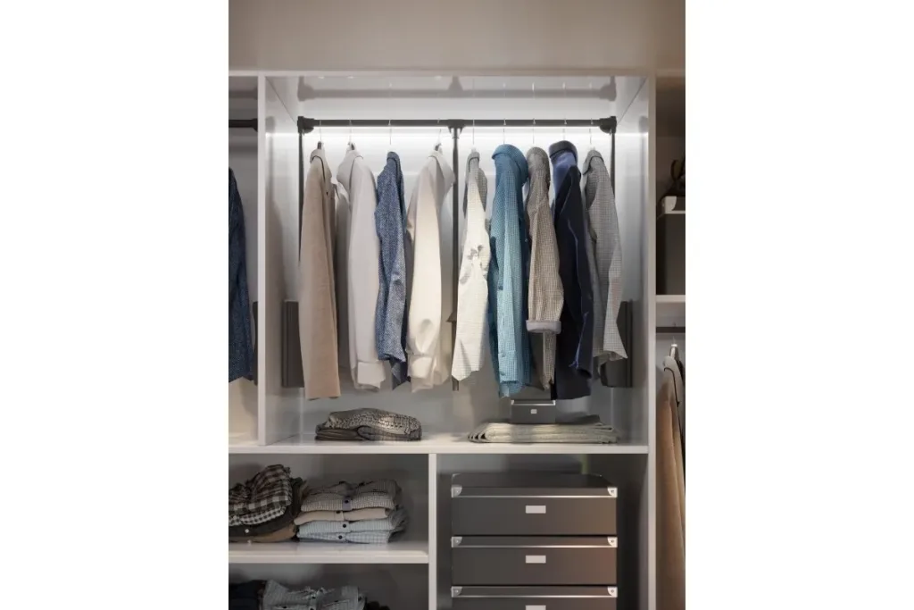 Пантограф масляный GTV 83/115 в модуль 875-1200 мм (серебро/черный)