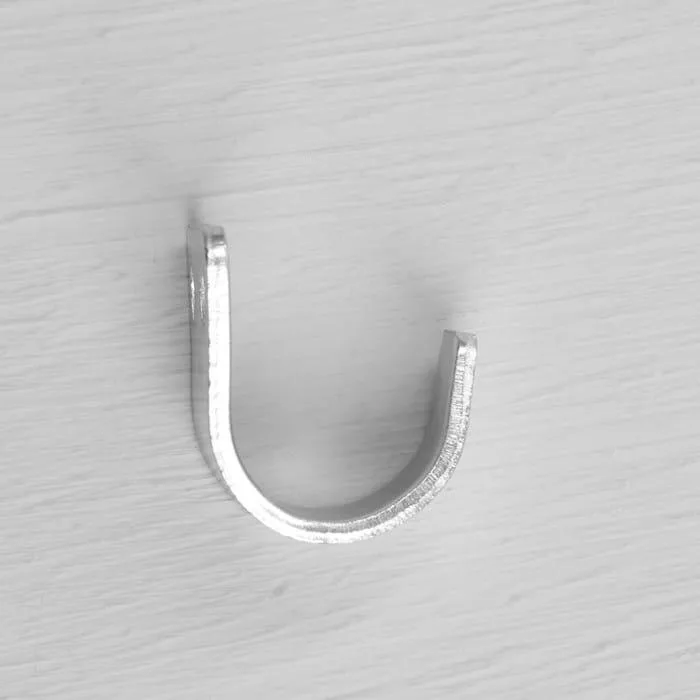 Крючок для одежды №1 цинк под другим углом изображение четвёртого ракурса крючка|