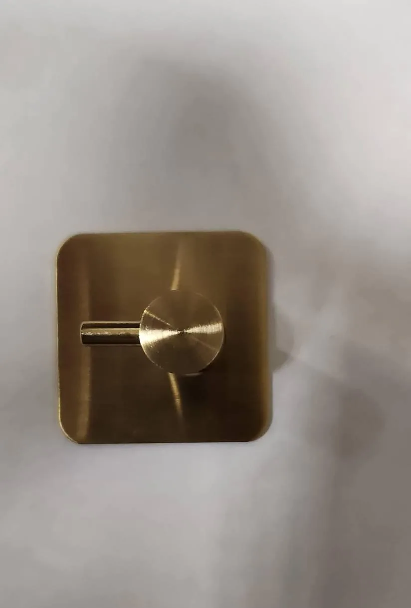 «Крючок самоклеющийся 3М золото браш от LEMAX — купить в Минске и Беларуси». «Крючок самоклеющийся 3М золото браш от LEMAX — купить в Минске и Беларуси».