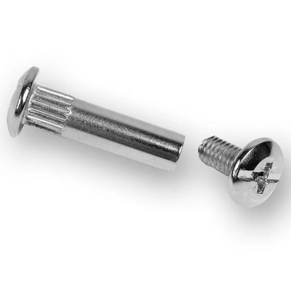 Крупный план стяжки межшкафной