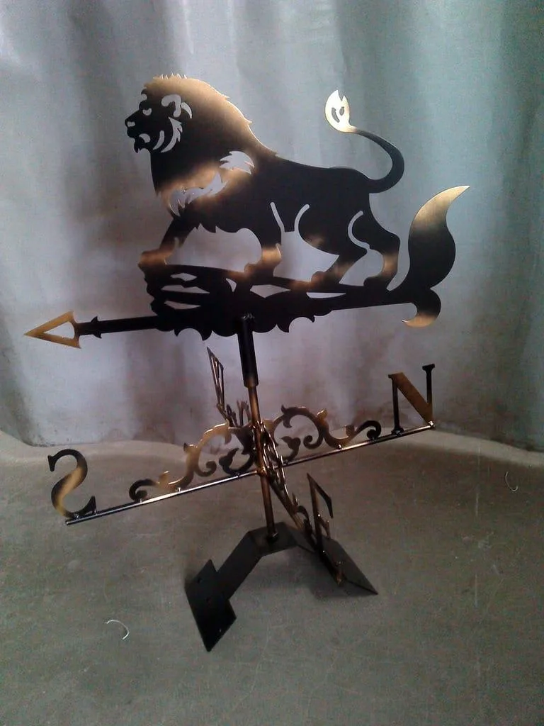 Флюгер «Лев на камне» купить в Минске и Беларуси Флюгер «Лев на камне» купить в Минске и Беларуси