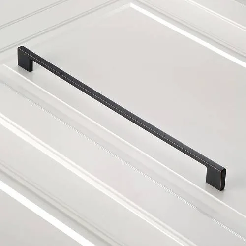 Мебельная ручка GTV UZ-819 античная медь на тёмном фоне Ручка на тёмном фоне|