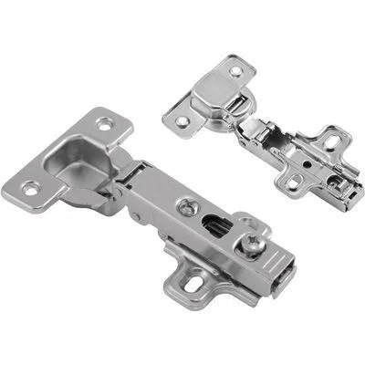 Крупный план петли без пружины clipon GTV Крупный план петли, демонстрирующий её конструкцию и отсутствие пружины