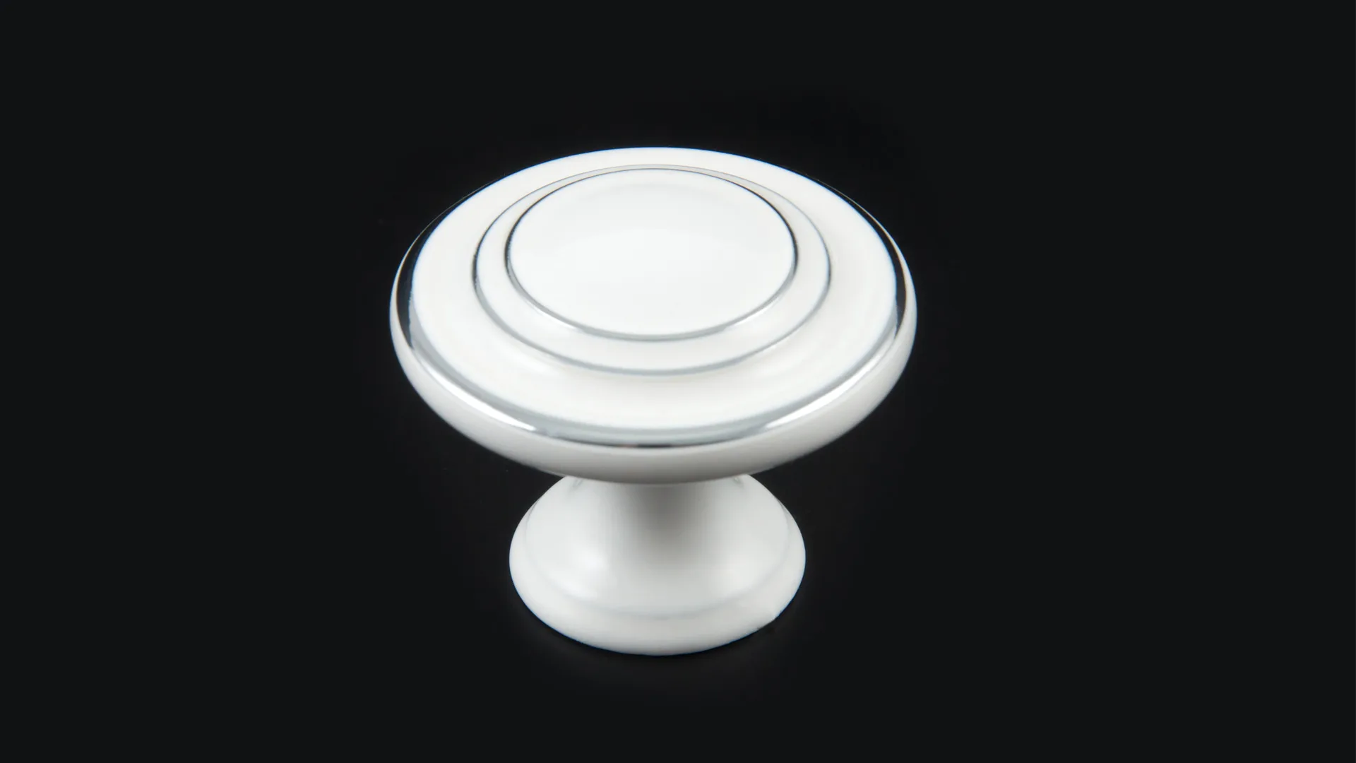 Мебельная ручка MATEO RC037CP/W.4