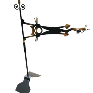 Флюгер кот на ветру