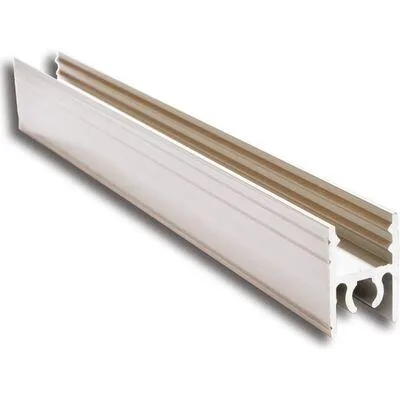 Использование горизонтального верхнего профиля СЕНАТОР в раздвижной системе. Изображение горизонтального верхнего профиля в интерьере