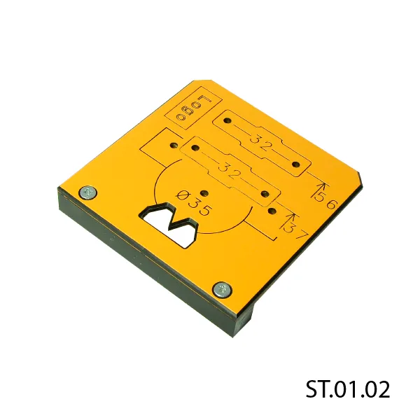 Изображение малого мебельного шаблона для разметки петель