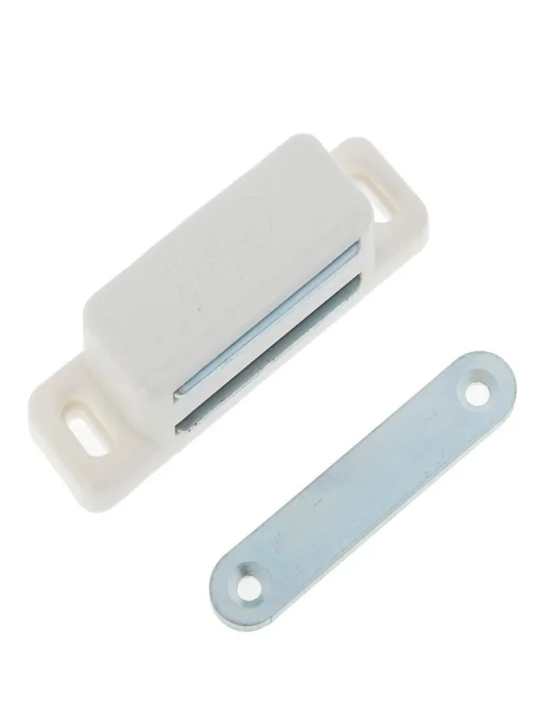 Магнит мебельный большой белый