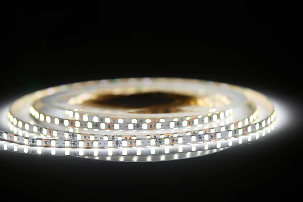 Лента светодиодная AQ LED-LINE 2835 120 LED/м 12V 9,6W/м 5 мм IP20 нейтральный белый 5 м (15.0008)