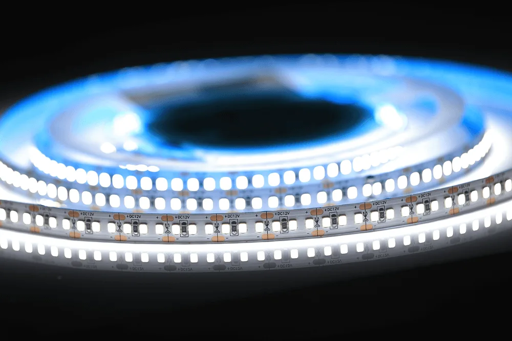 Лента светодиодная AQ LED-LINE 2835 180 LED/м 12V 14,4W/м 10 мм IP20 холодный белый 5 м