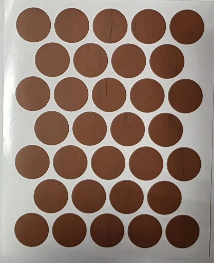 Заглушка самоклеящаяся д.18 мм 32шт. орех