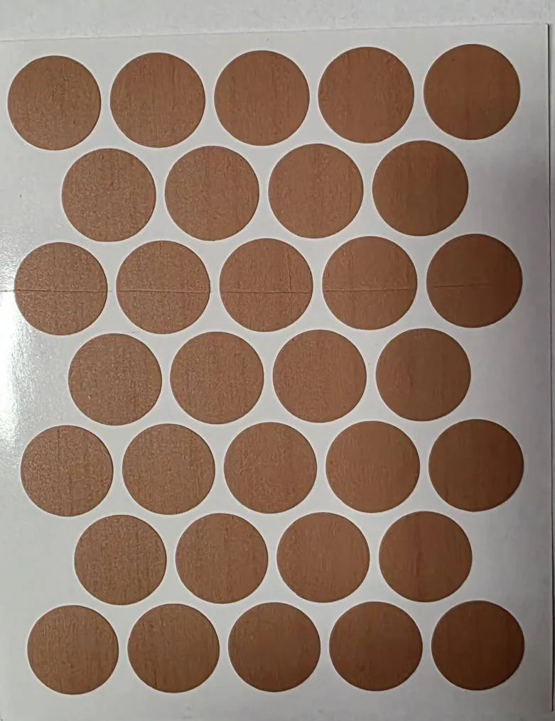 Заглушка самоклеящаяся д.18 мм 32шт. ольха