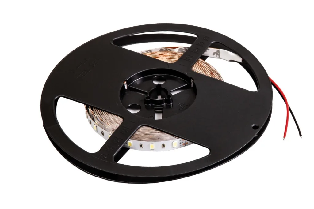 Лента светодиодная - 16W/m, 12V, 10mm, 5630, IP20, 60д/м, холодный белый 6000К, 5м,HLT