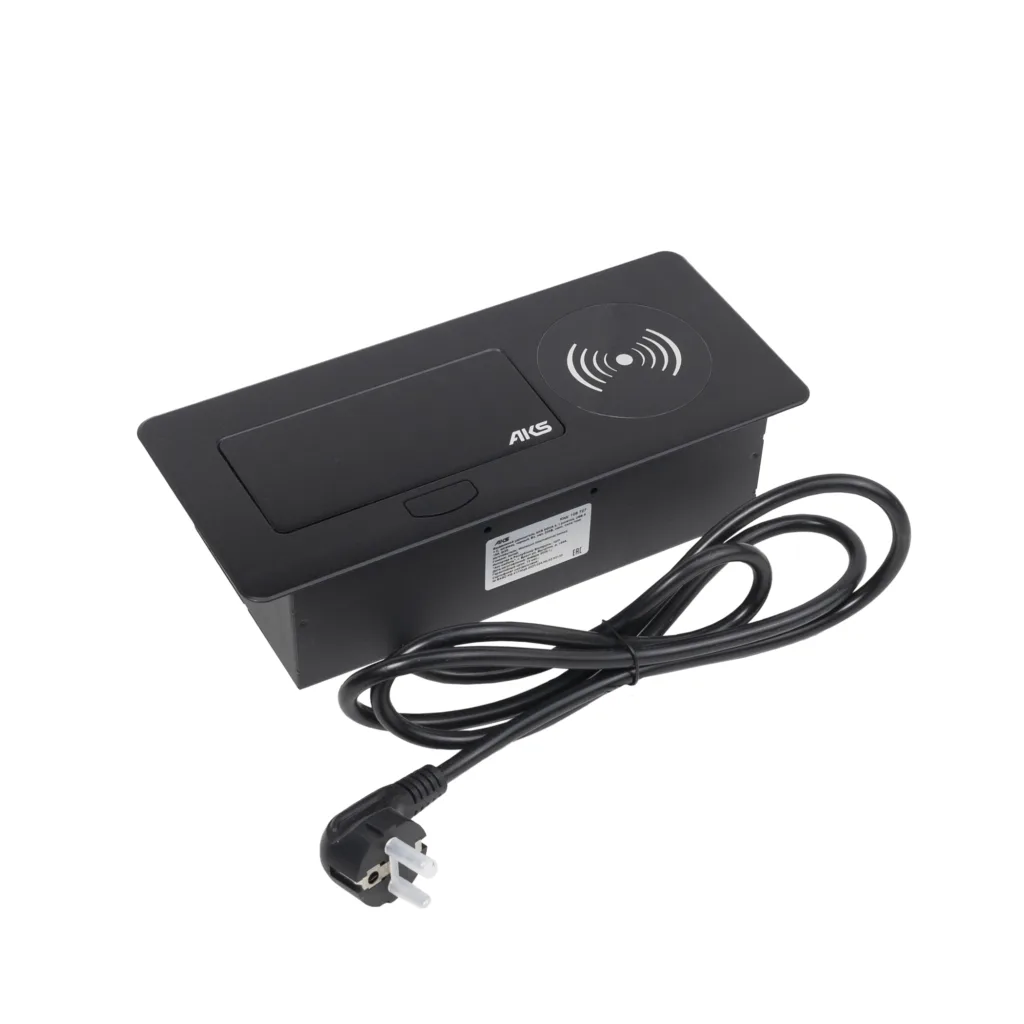 Выдвижной удлинитель Nova 5, 1 розетка, USB A + C, беспроводная зарядка, черный, AKS