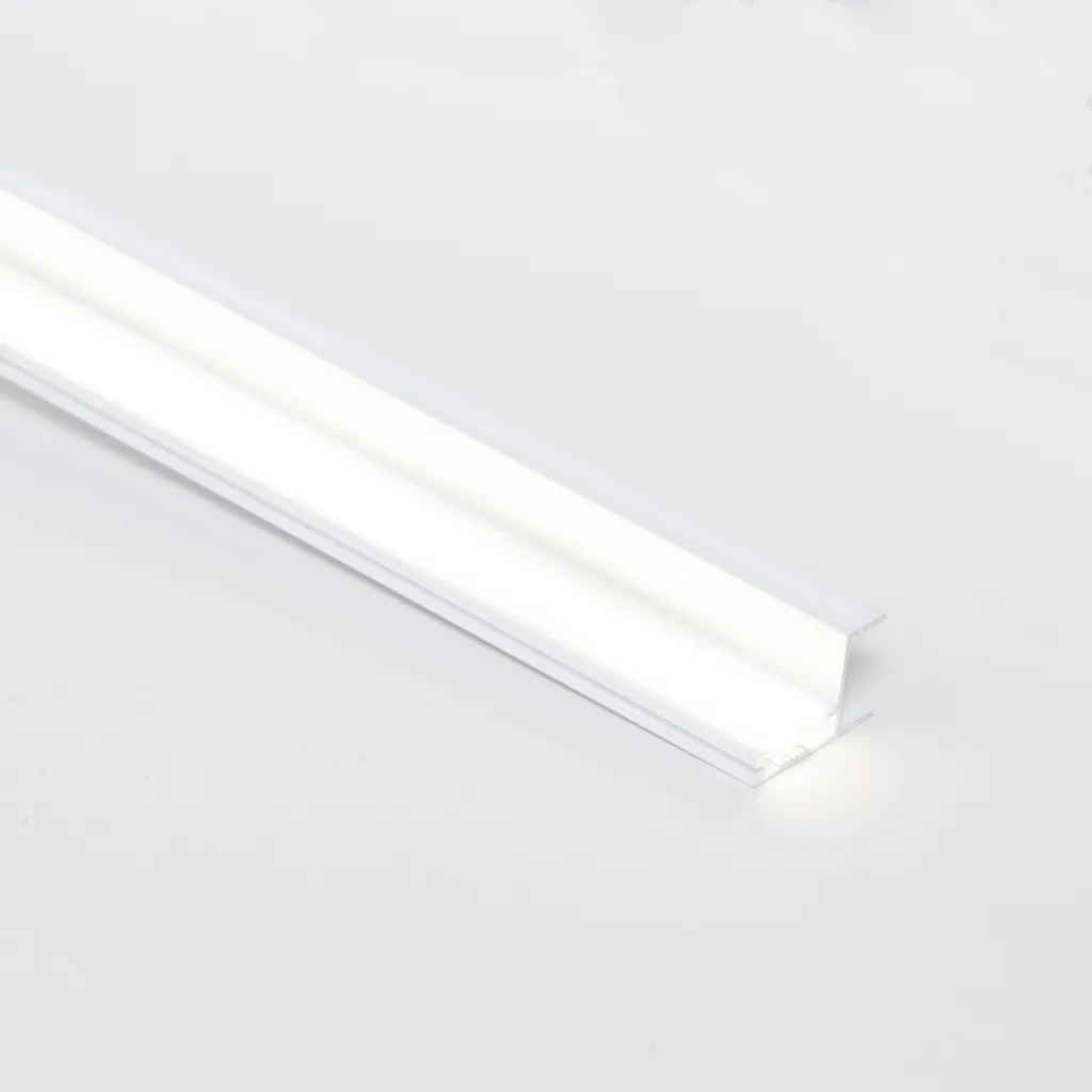 Профиль алюминиевый накладной/торцевой CAPELLA-3016W, с экраном, цвет белый, 2м (для 16 ДСП), AKS