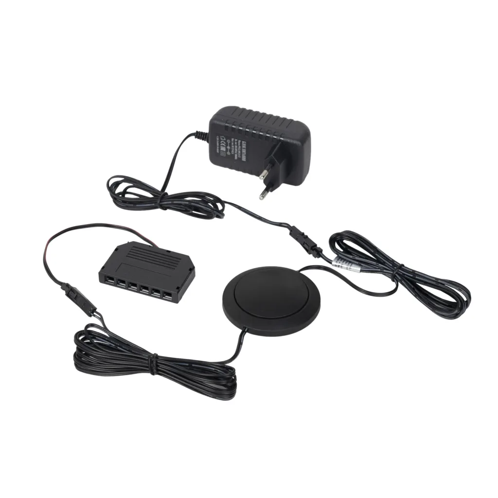 Блок питания Wall 2.4W/12V розеточный с выкл. и разветвителем 6 точек, 5м, AKS