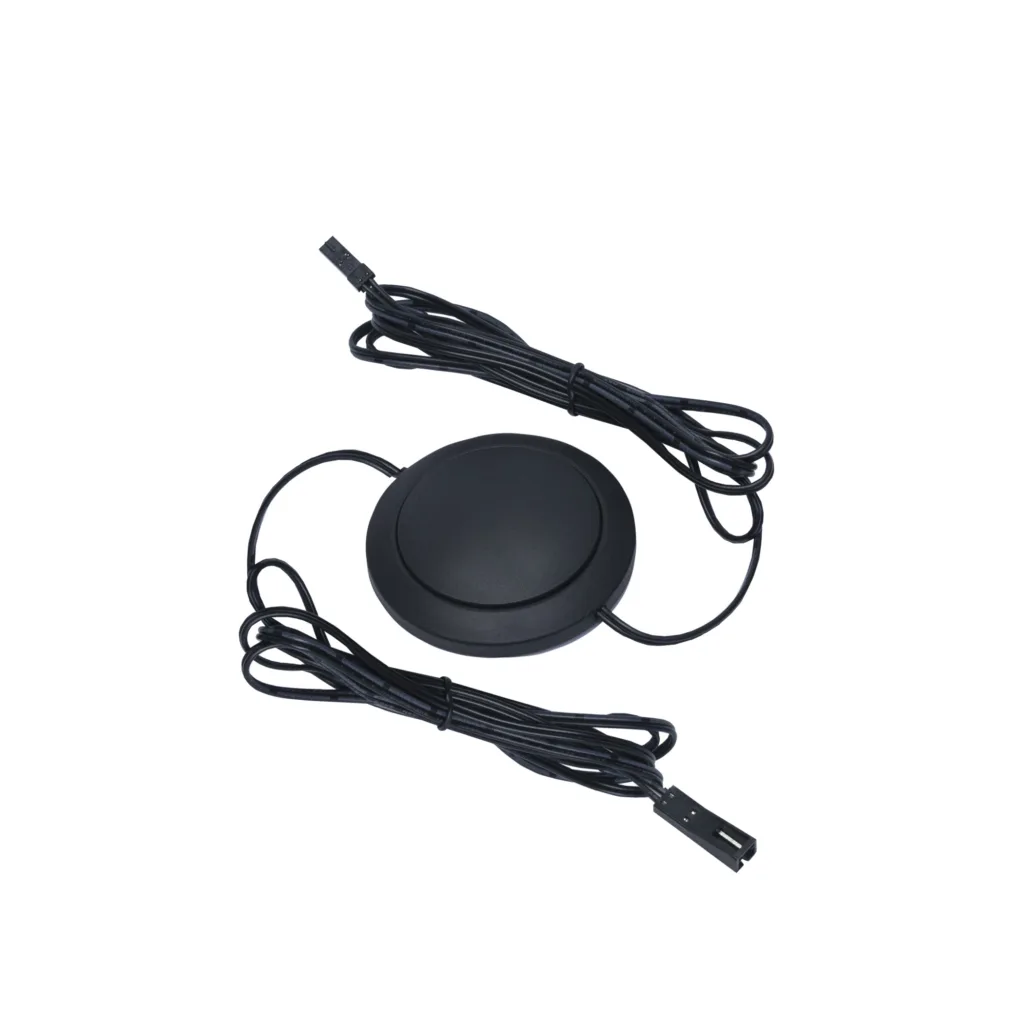 Выключатель ножной, в сборе c проводами, плоский, 12/24V, 36/72W, AKS