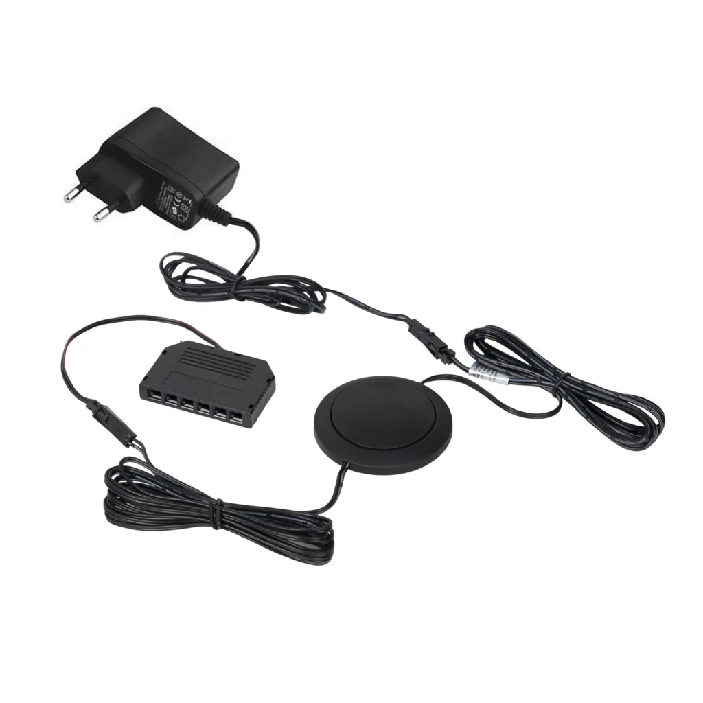 Блок питания Wall 6W/12V розеточный с выкл. и разветвителем 6 точек, 5м, AKS