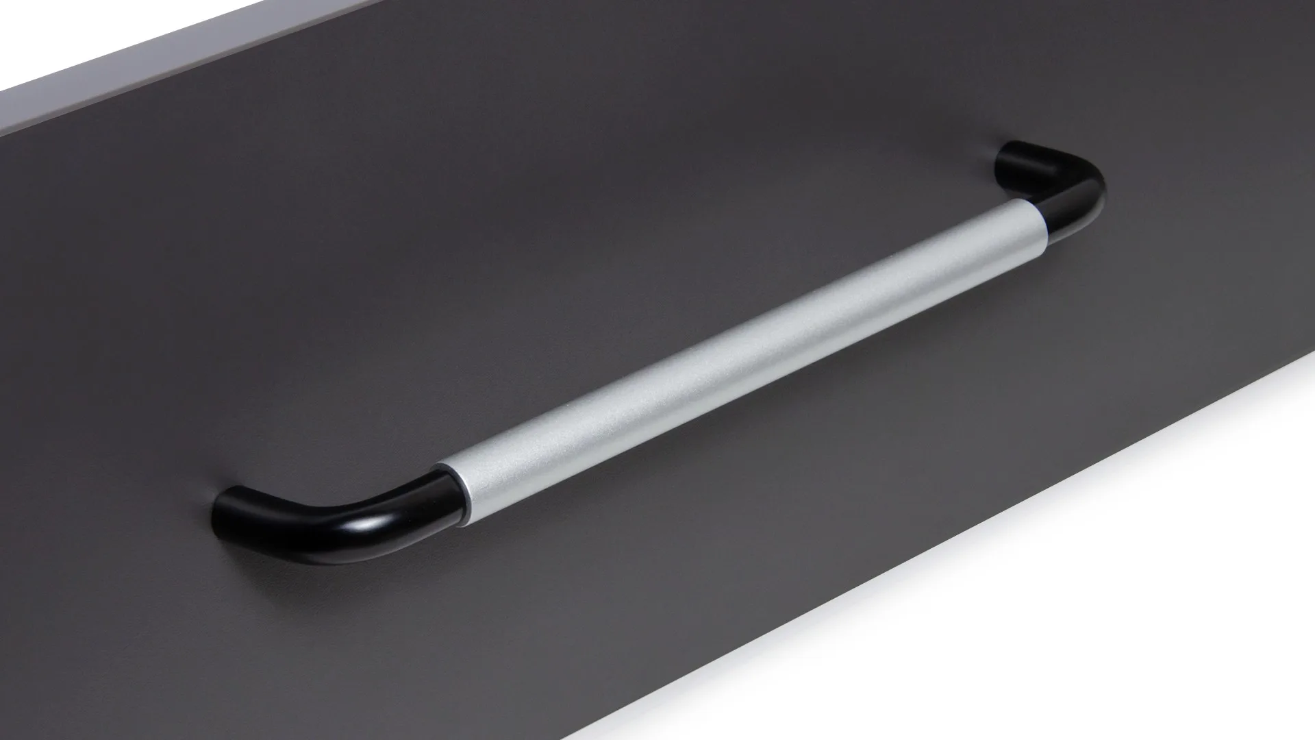 Мебельная ручка SLOT RS048BL/SC.4/192