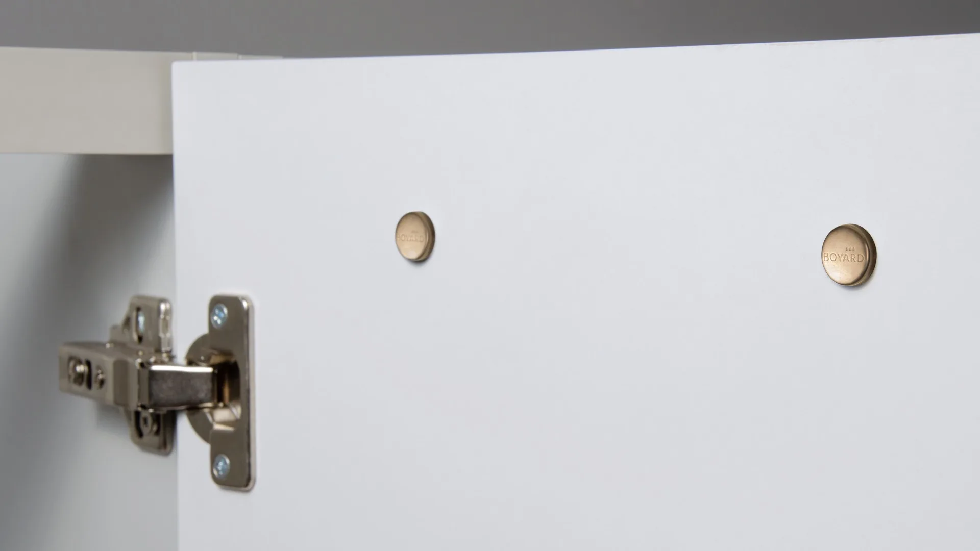 Декоративные заглушки для винтов RZ001AB