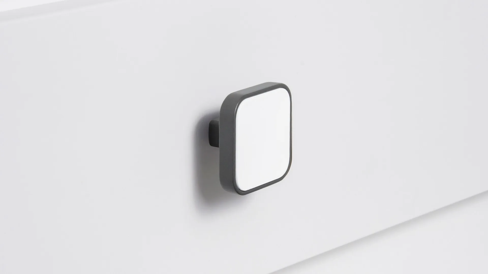 Мебельная ручка CUBO BASICO RC524GR.1/W