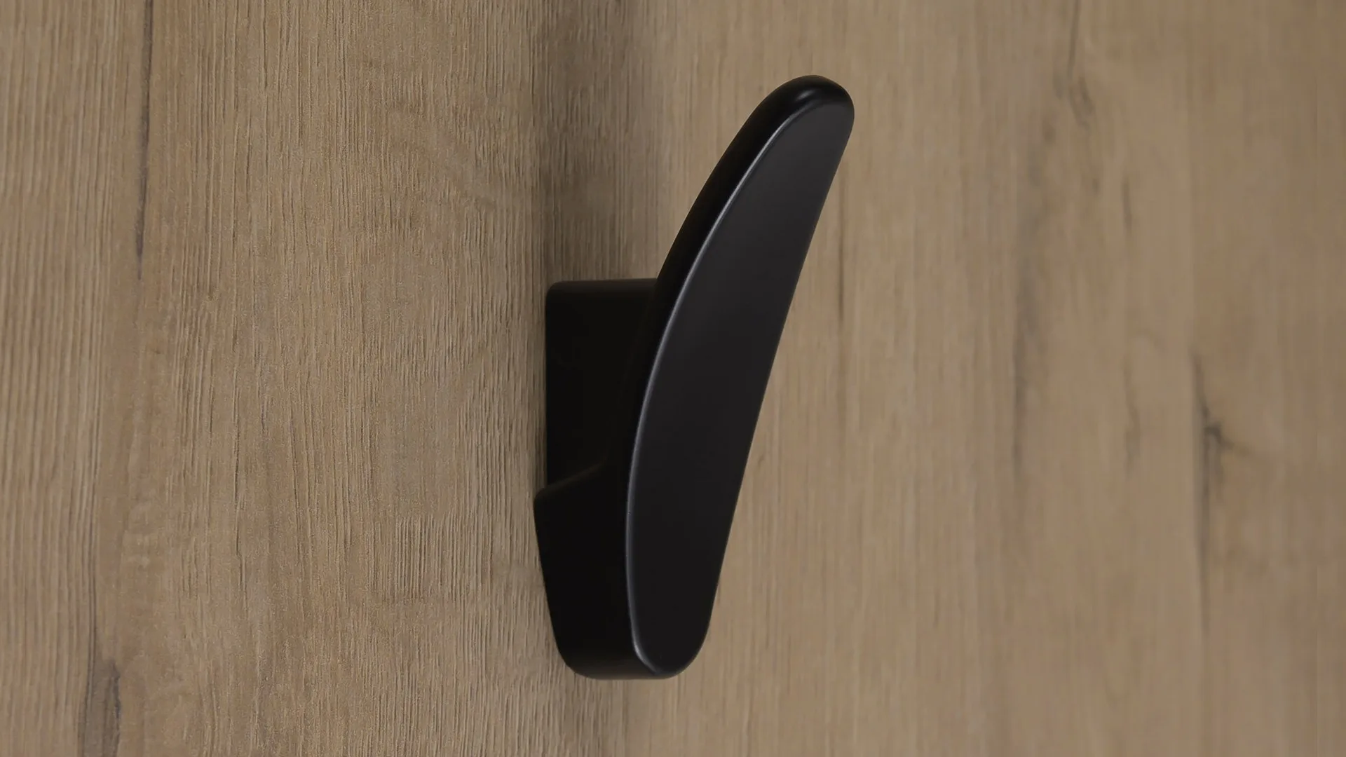 Мебельный крючок FLY K105BL.9