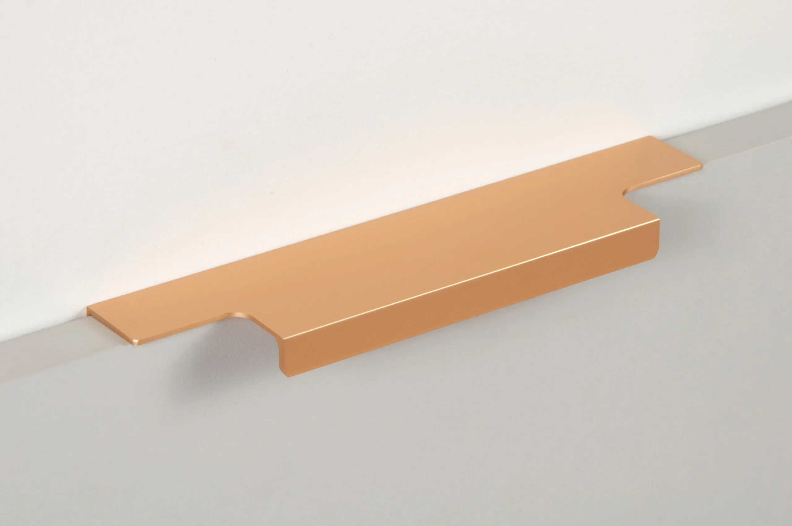 Мебельная ручка RAY RT109SG.1/128/150