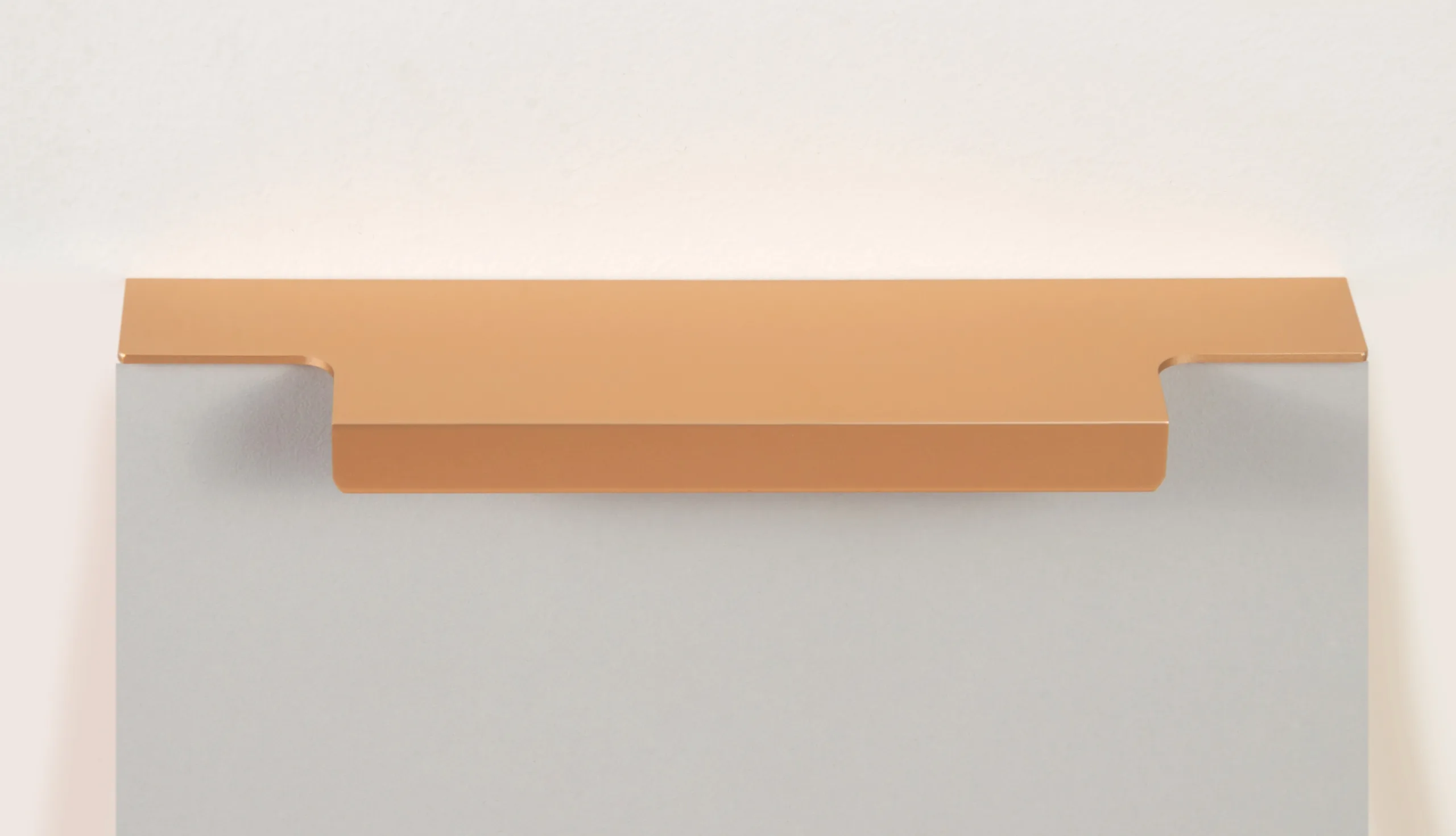 Мебельная ручка RAY RT109SG.1/128/150