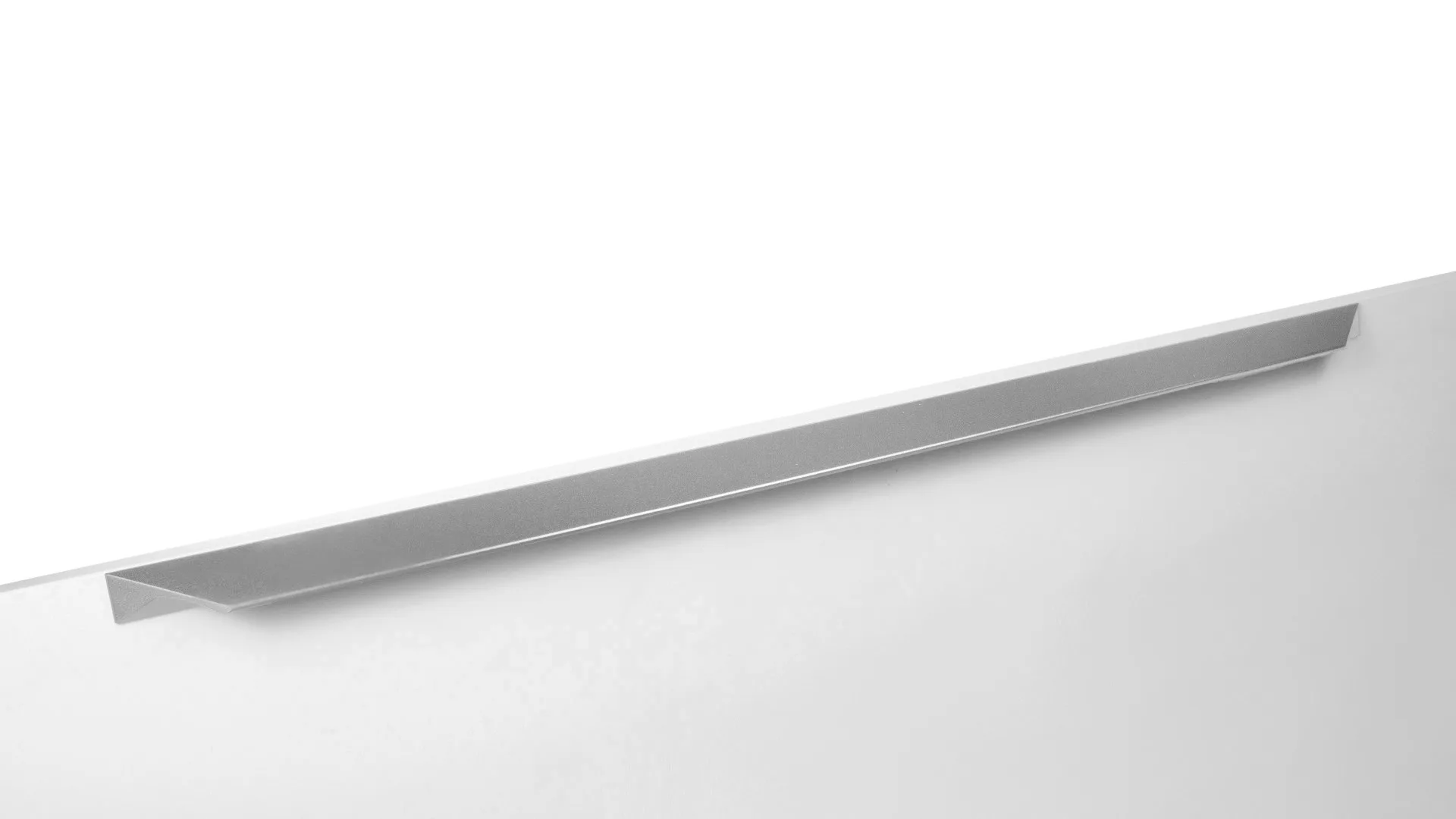 Мебельная ручка RICK RS157SC.3/512