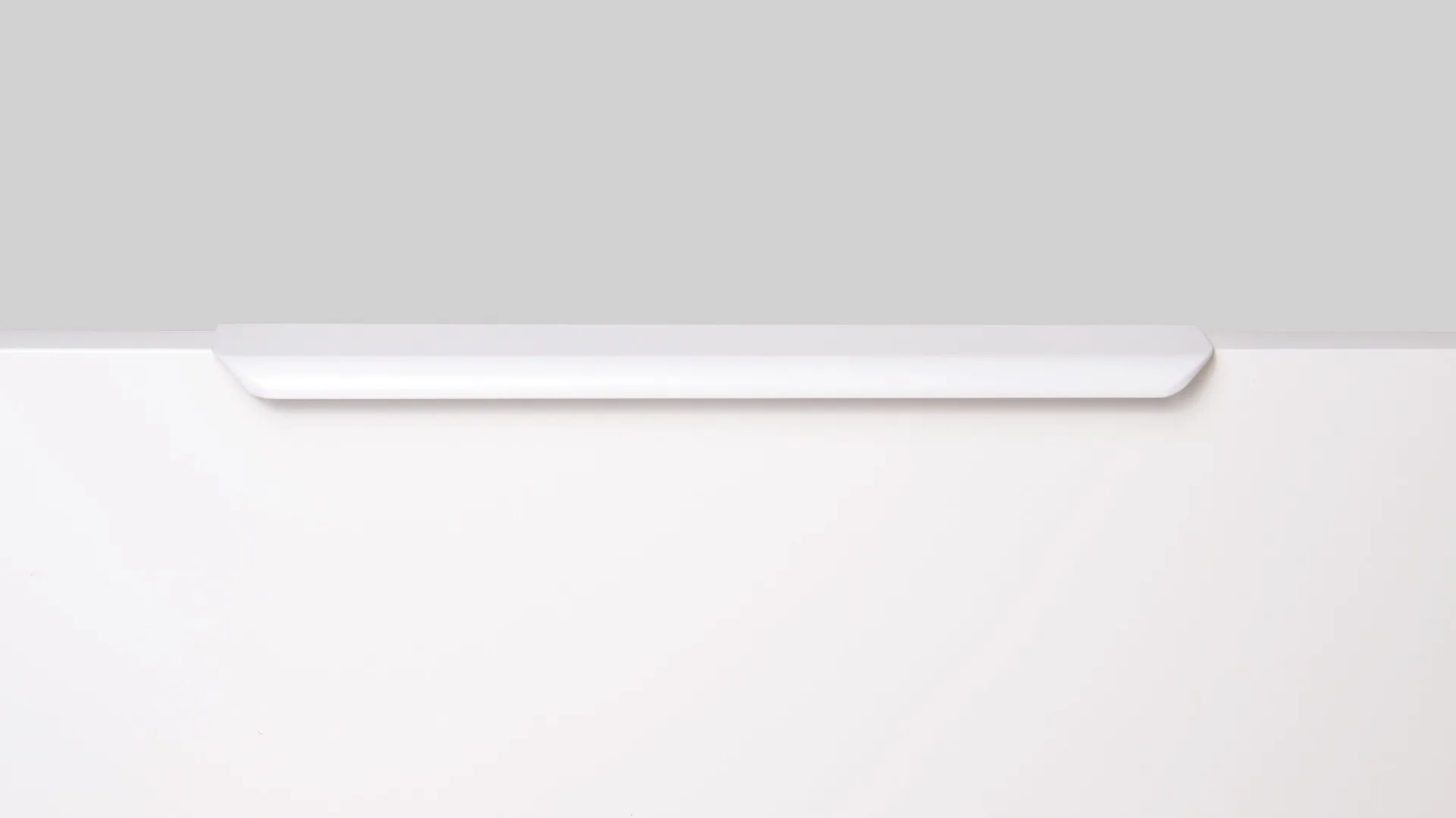 Мебельная ручка MONTE RT110W.1/224/300