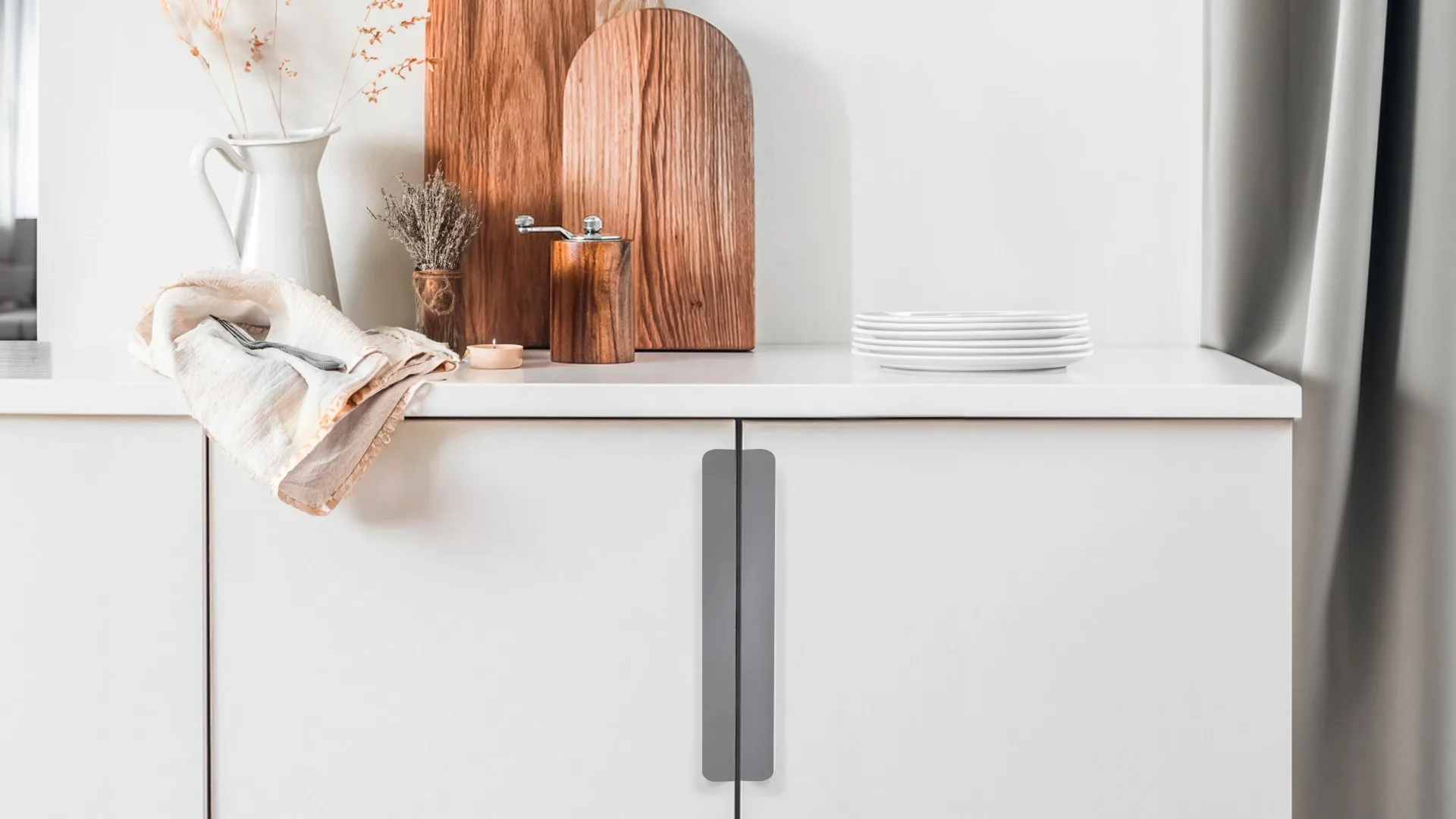 Мебельная ручка TICK RS156GR.3/320