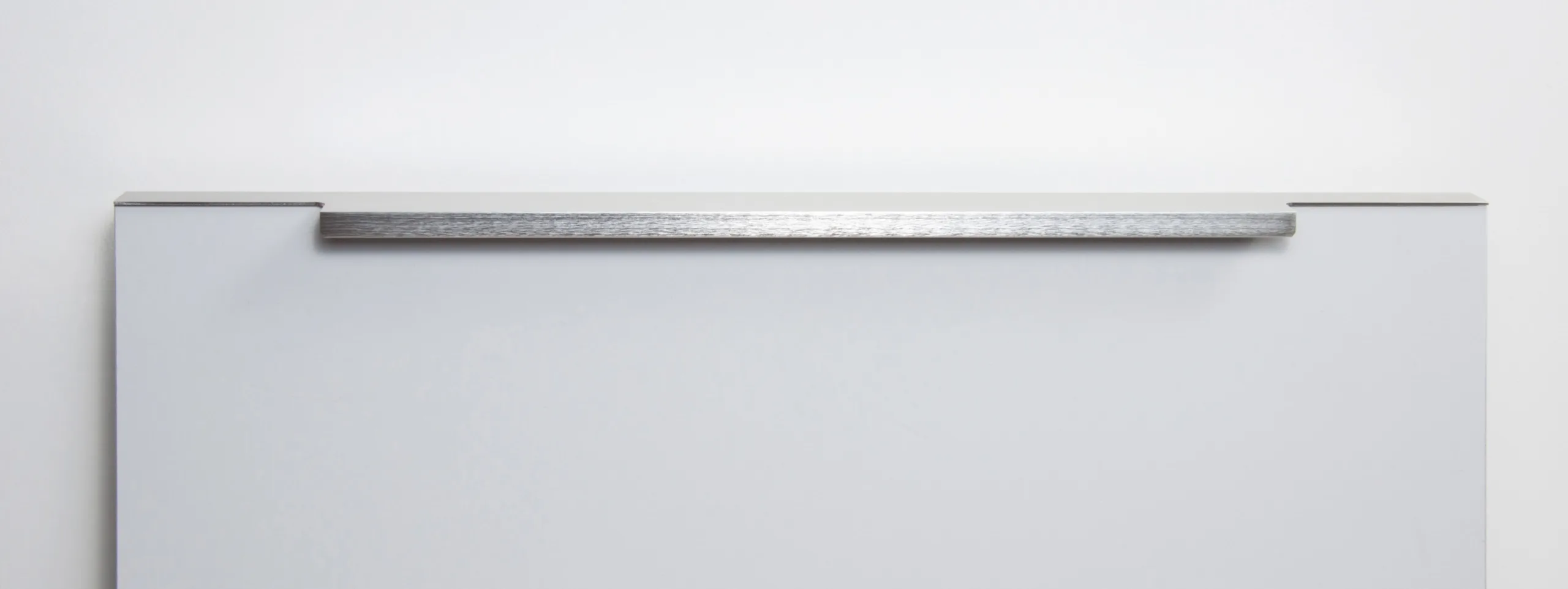 Мебельная ручка RAY RT109SST.1/000/500