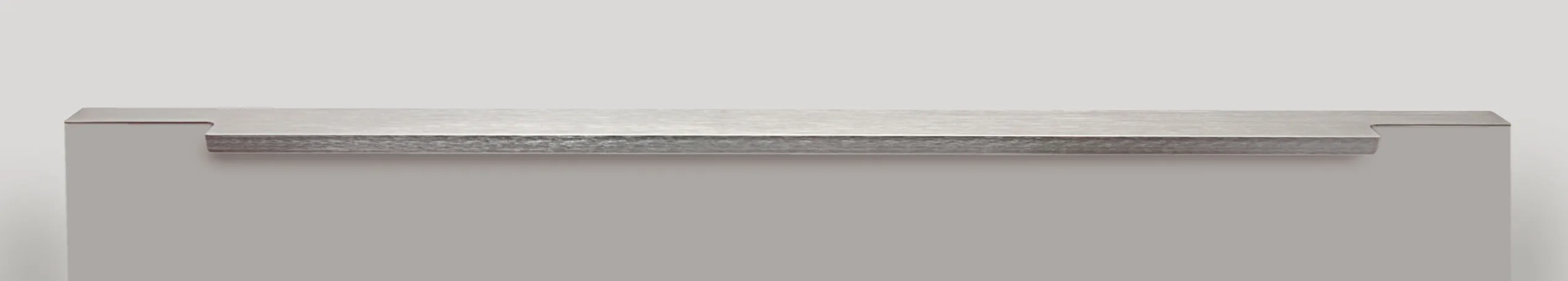 Мебельная ручка RAY RT009SST.1/000/700/*