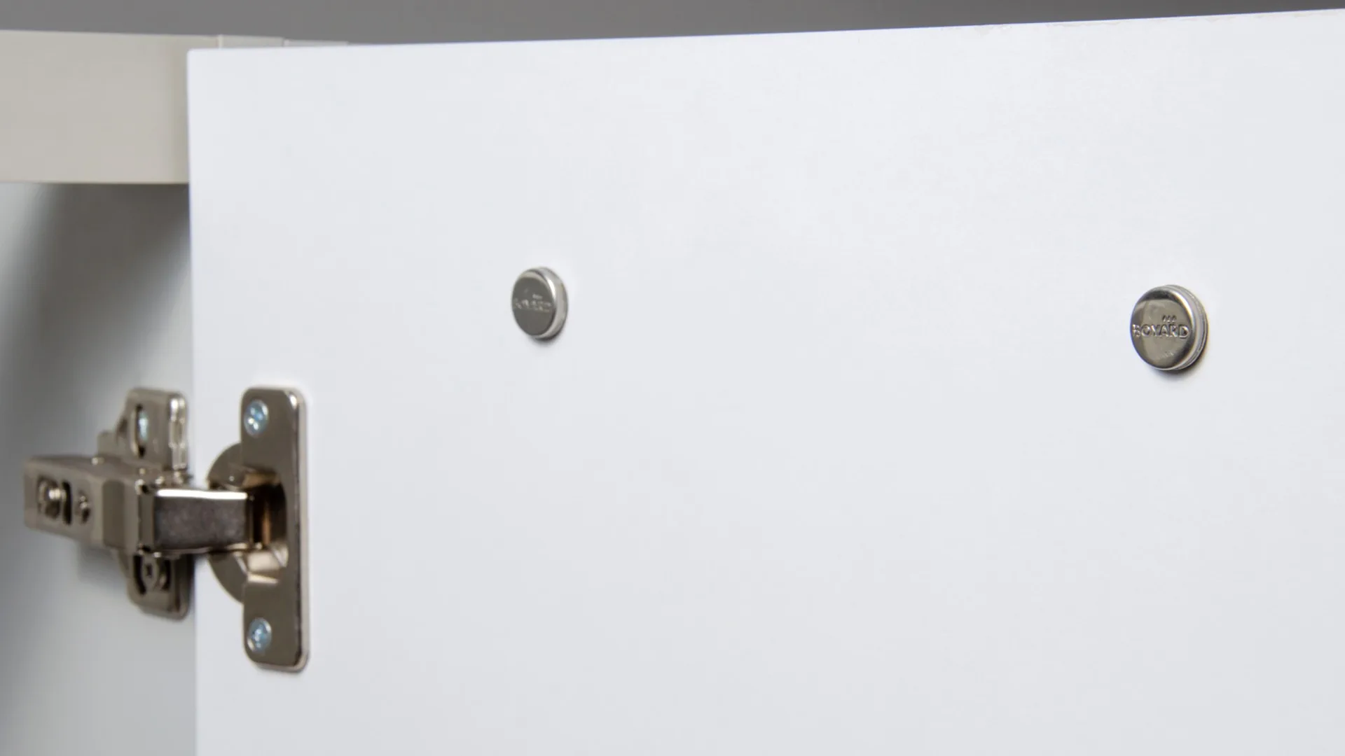 Декоративные заглушки для винтов RZ001CP