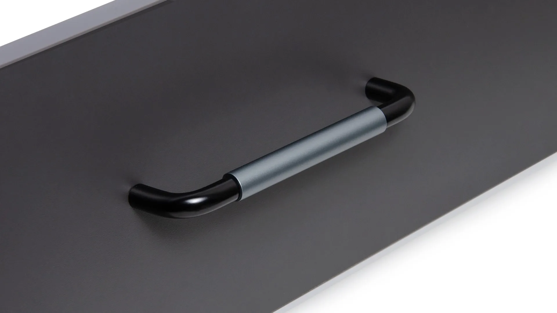 Мебельная ручка SLOT RS048BL/GR.4/160