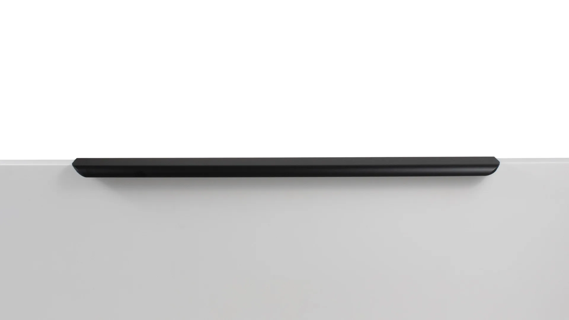 Мебельная ручка MONTE 2.0 RT810BL.1/448/500
