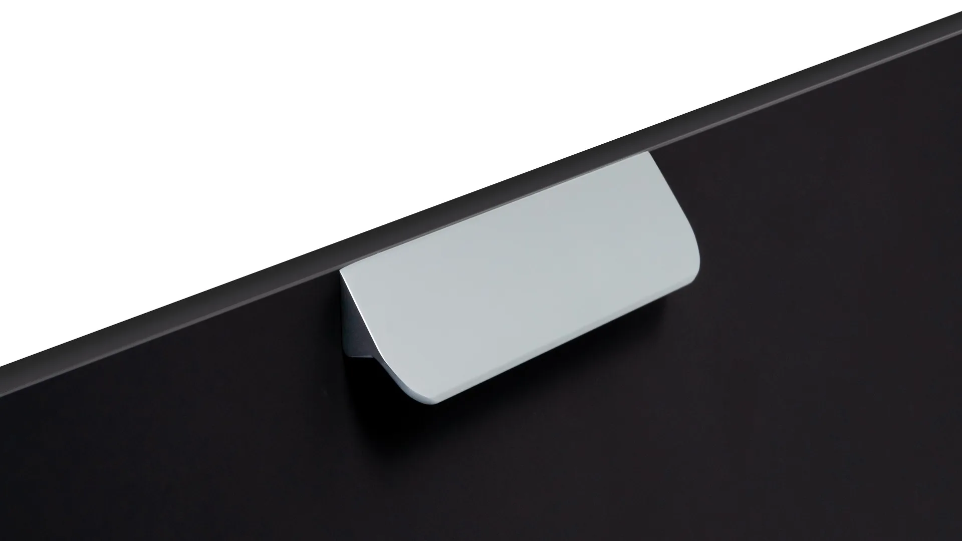 Мебельная ручка TICK RS156SC.3/96