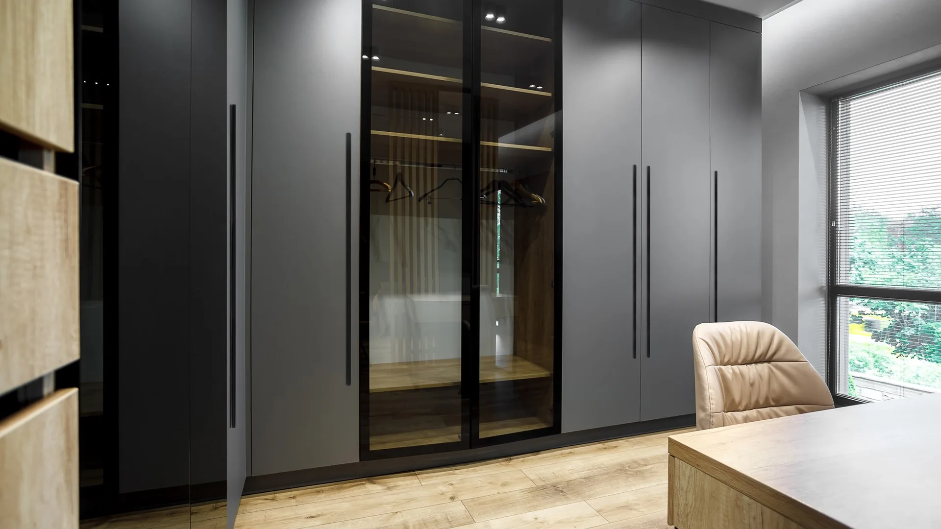 Мебельная ручка SHELL RS064BL.4/960