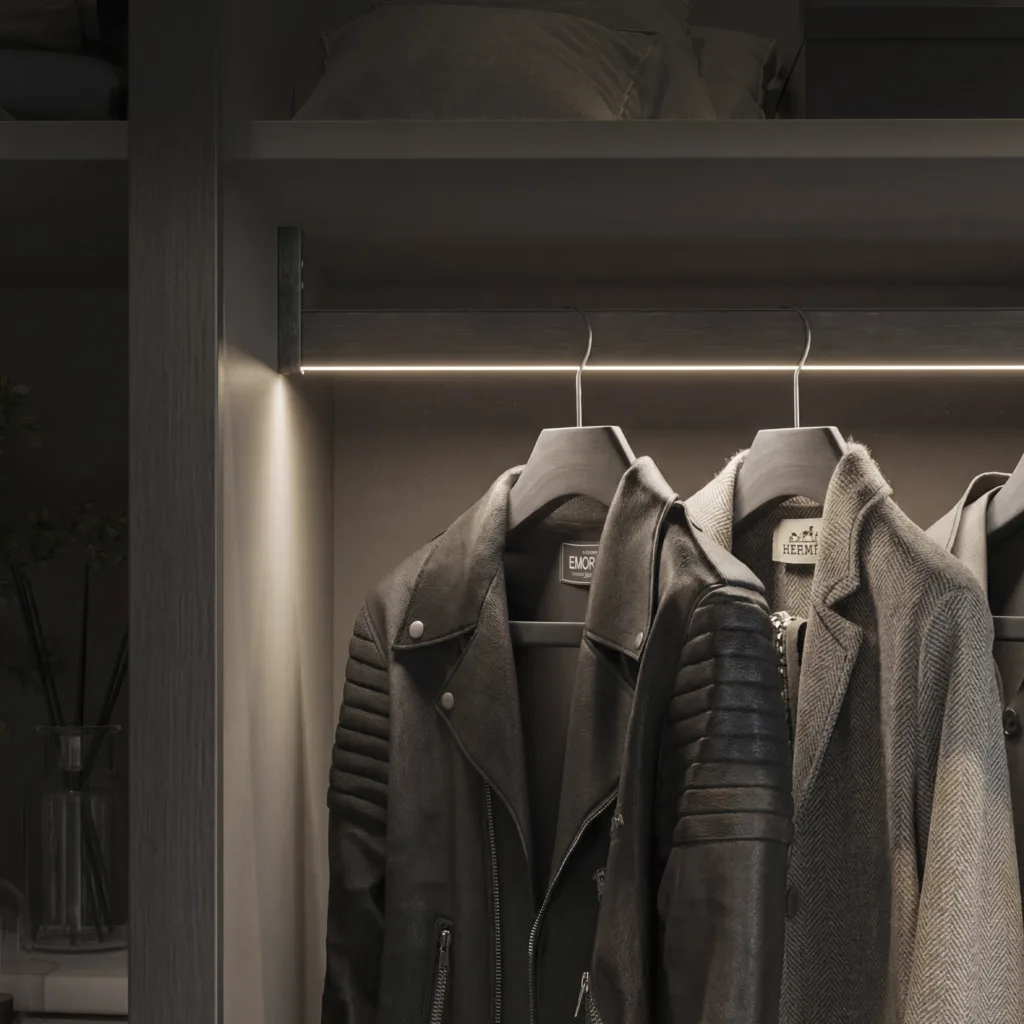 Штанга гардеробная прямоуг. FAME LUMI L-3000 с демпфером, белый матовый AKS