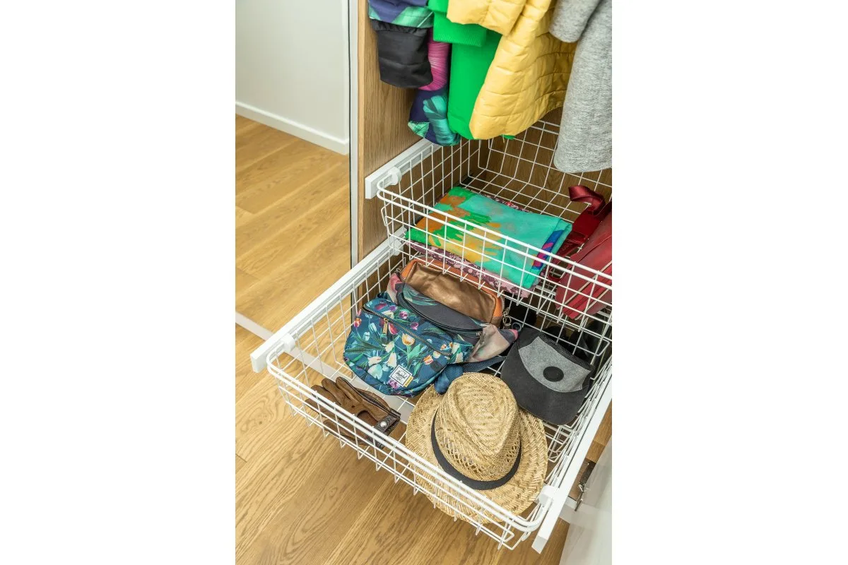 Корзина для белья SMART 600 мм, без направляющих, белый