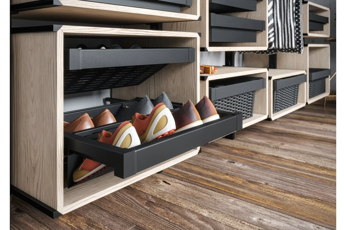 Полка для обуви перфорированная GTV ELITE 700мм графит