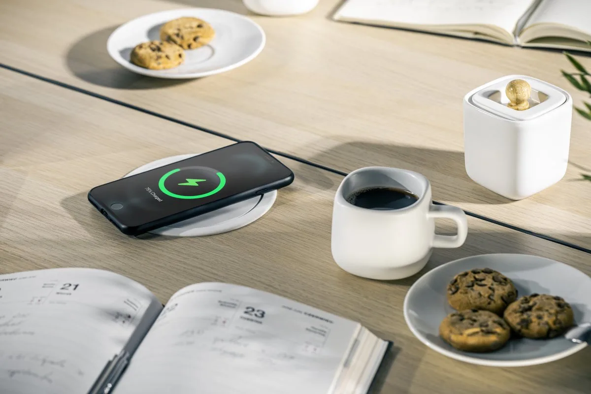 Удлинитель врезной COMFORT PLUS (4 гн. Schucko, 2xUSB, 2xRJ45, 5ВтCHERG), белый