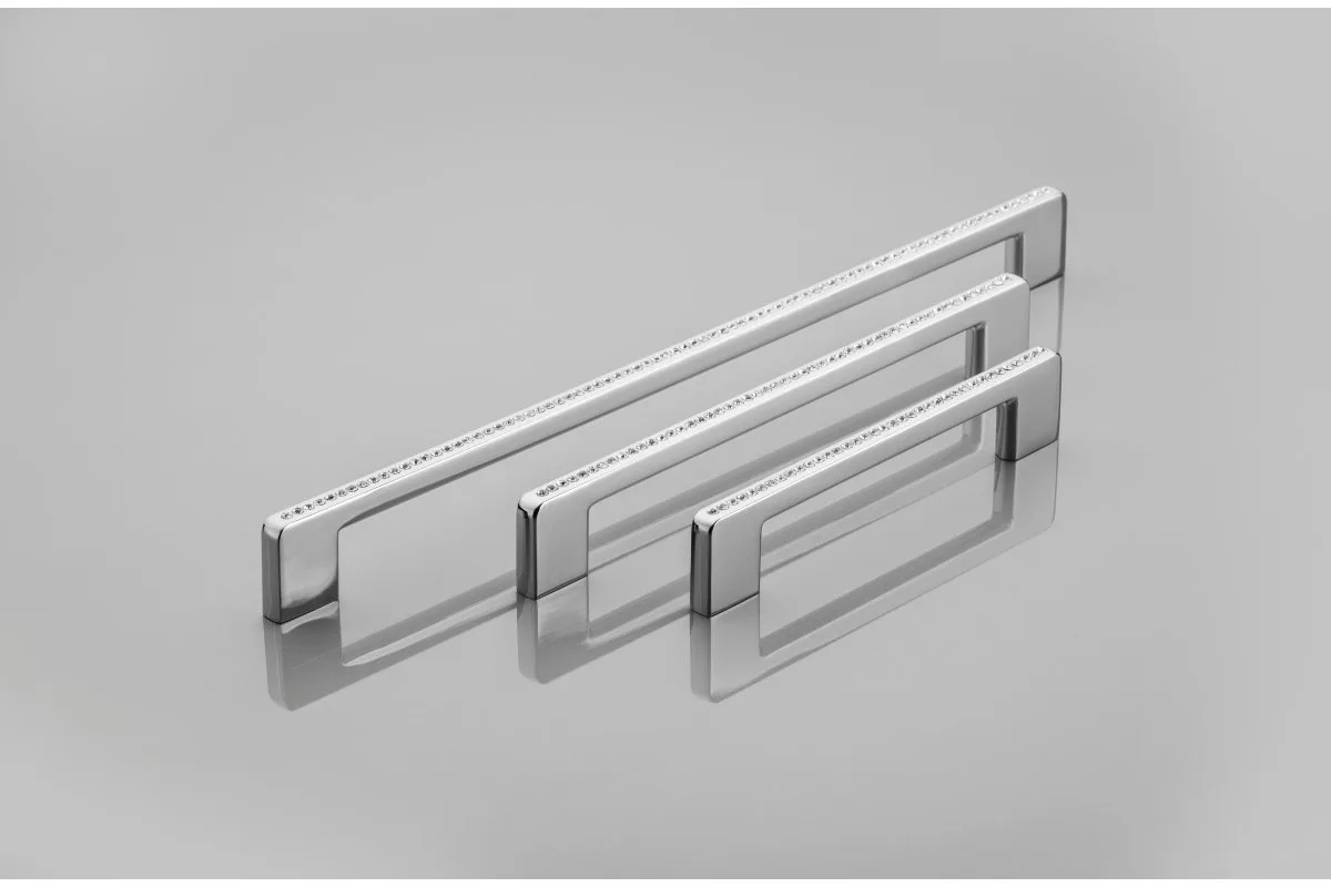 Ручка мебельная UZ-CRA14 L-192мм, хром+стразы